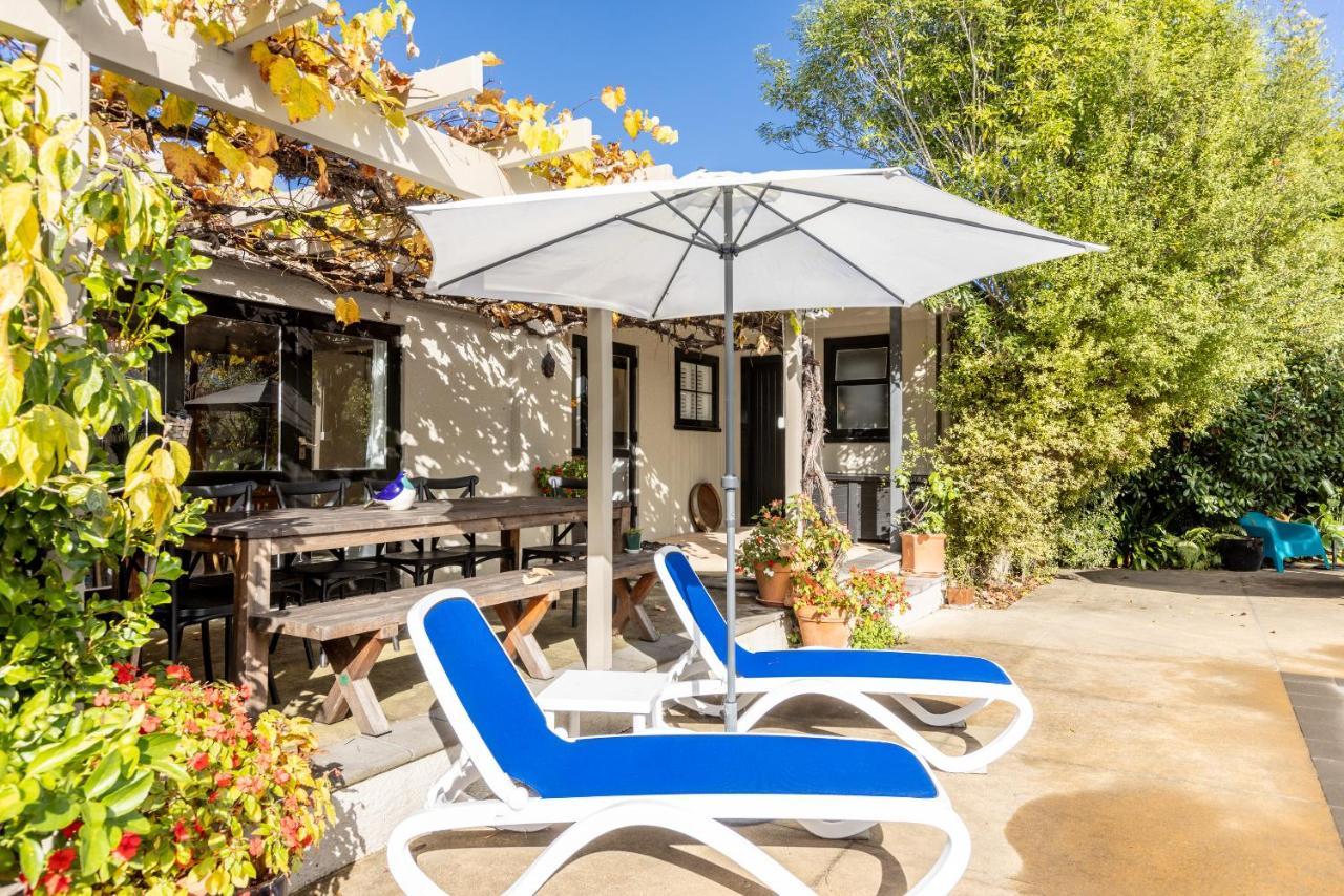 The Village Apartment, Just Steps To The Village Shops, Bars And Restaurants Havelock North Dış mekan fotoğraf